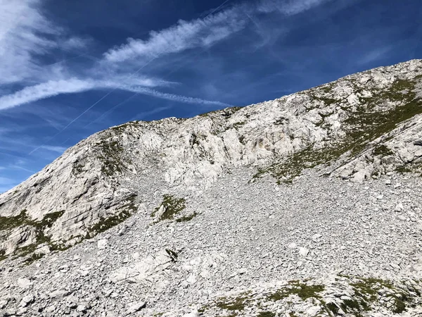 Pietrele Stâncile Masivului Muntos Din Alpii Glarus Din Regiunea Turistică — Fotografie, imagine de stoc
