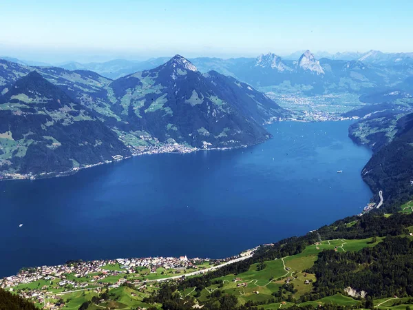 Θέα Στη Λίμνη Της Λουκέρνη Και Στις Ελβετικές Άλπεις Στο — Φωτογραφία Αρχείου