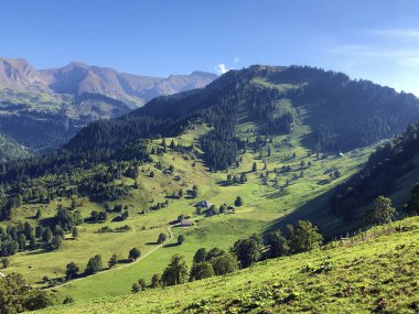 Lucerne Gölü veya Vierwaldstaetersee Gölü (Vierwaldstattersee), Buochs - İsviçre 'nin Nidwalden Kantonu