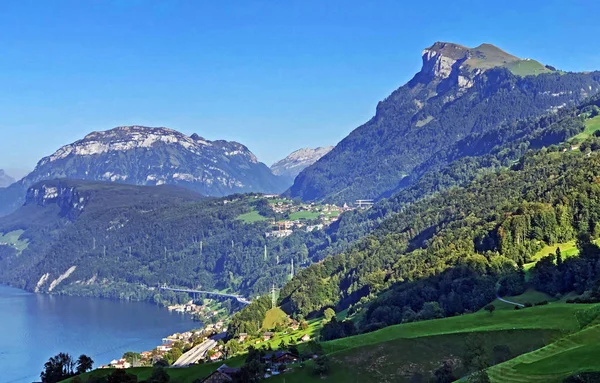 Fronalpstock Montanhas Niderbauen Chulm Acima Lago Lucerna Lago Vierwaldstaetersee Vierwaldstattersee — Fotografia de Stock
