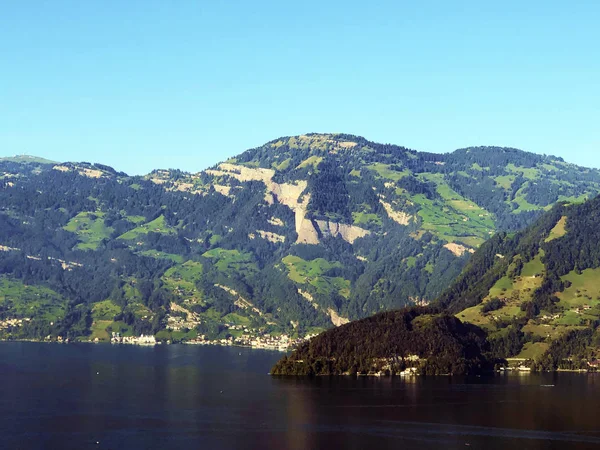 Dossen Berg Ovanför Sjön Lucerne Eller Vierwaldstaetersee Sjön Vierwaldstattersee Buochs — Stockfoto