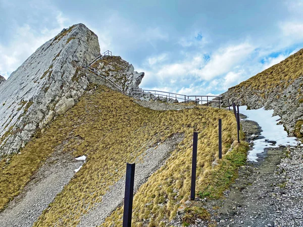 Trails for walking, hiking, sports and recreation on the slopes of the Pilatus massif and in the alpine valleys at the foot of the mountain, Alpnach - Canton of Obwalden, Switzerland (Schweiz)