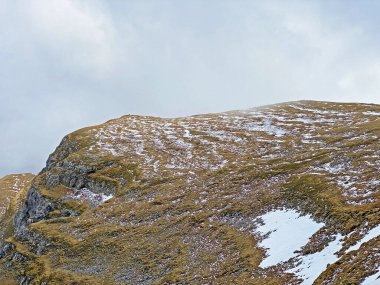 İsviçre 'nin Pilatus sıradağlarında Widderfeld' in Alpnach, Obwalden Kantonu (Kanton Obwalden, Schweiz)