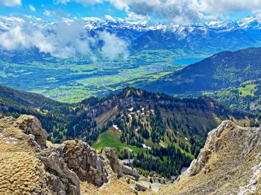 İsviçre 'nin Pilatus sıradağlarında ve Emmental Alpler' de Alpnach - Obwalden Kantonu, İsviçre (Kanton Obwalden, Schweiz)