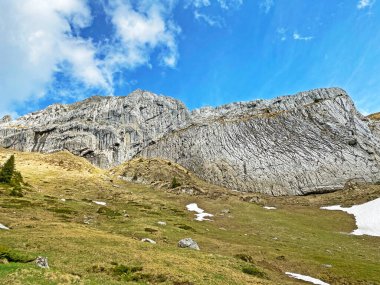 İsviçre 'nin Pilatus sıradağlarında Matthorn' un Alpnach, Obwalden Kantonu (Kanton Obwalden, Schweiz)