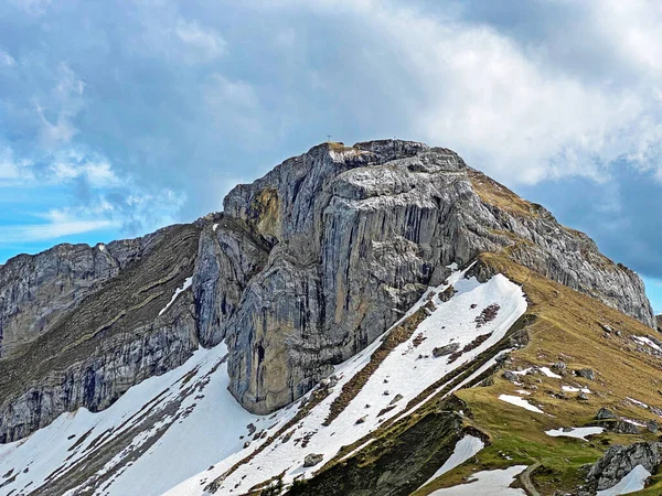 Alpine Peak Matthorn Swiss Mountain Range Pilatus Emmental Alps Alpnach — Fotografia de Stock
