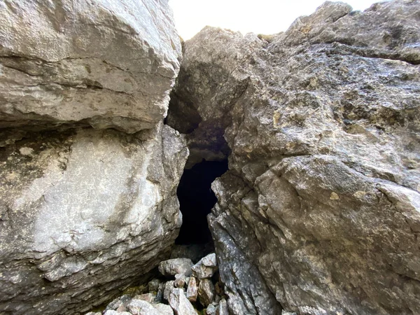 Mondmilchloch Limestone Cave Water Source Swiss Mountain Range Pilatus Emmental — Stock Photo, Image