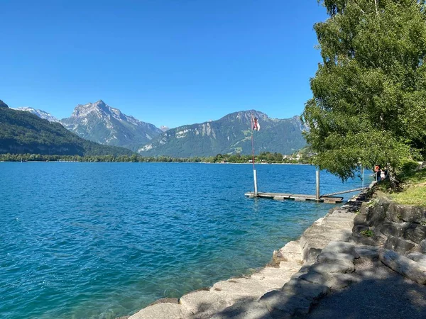 Lago Walensee Entre Las Cadenas Montañosas Churfirsten Seeztal Valle Subalpino — Foto de Stock