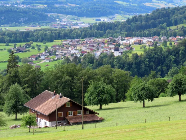 Settlement Schoried Valley Lake Alpnachersee Pilatus Mountain Massif Alpnach Canton — Stock Photo, Image