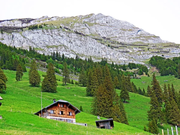 Αλπική Κορυφή Matthorn Στην Ελβετική Οροσειρά Pilatus Και Στις Emmental — Φωτογραφία Αρχείου