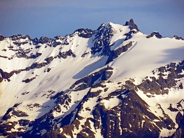 Veduta Delle Cime Innevate Dei Ghiacciai Delle Alpi Svizzere Dalla — Foto Stock