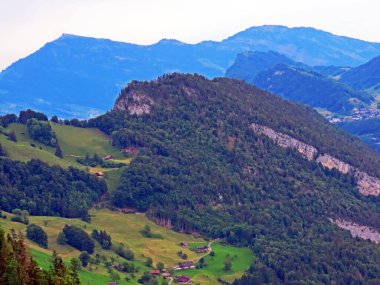İsviçre 'nin Pilatus dağ sırasındaki Hoernli ya da Hornli tepelerinde ve Emmental Alpler, Alpnach - Obwalden Kantonu, İsviçre (Kanton Obwalden, Schweiz)