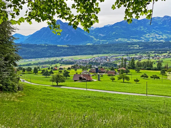 Asentamiento Alpnach Dorf Valle Del Lago Alpnachersee Por Debajo Del —  Fotos de Stock