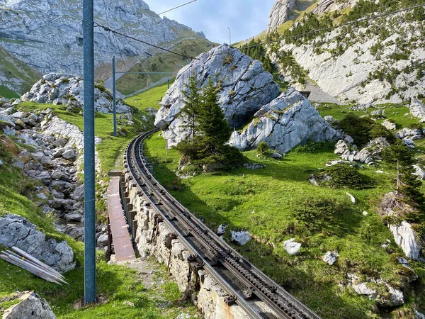 Pilatus Railway Πιο Απότομος Σιδηροδρομικός Άξονας Στον Κόσμο Zahnradbahn Alpnachstad — Φωτογραφία Αρχείου