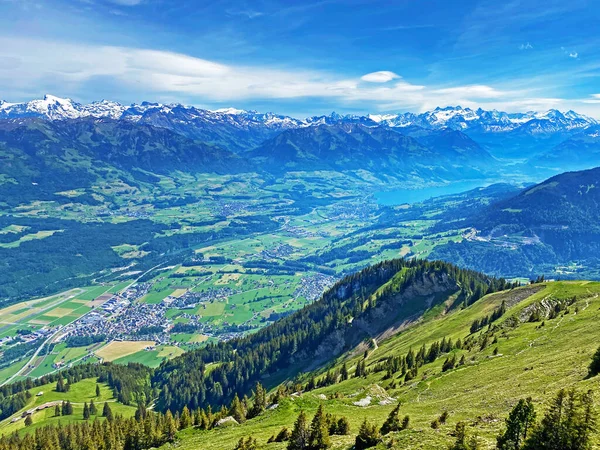 Uitzicht Vruchtbare Vallei Met Nederzettingen Tussen Meren Alpnachersee Sarnersee Vanaf — Stockfoto