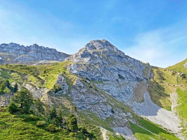 İsviçre 'nin Pilatus dağlarındaki Oberhaupt ve Esel tepelerinde ve Emmental Alpler, Alpnach - Obwalden Kantonu, İsviçre (Kanton Obwalden, Schweiz)