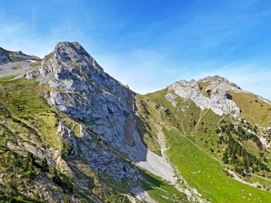 İsviçre 'nin Pilatus sıradağlarında Esel ve Rosegg' in Alp Dağları, Alpnach - Obwalden Kantonu, İsviçre (Kanton Obwalden, Schweiz)