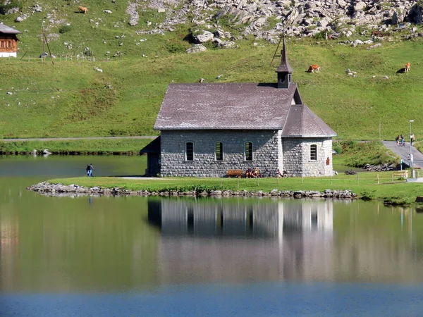 Melchsee Chapel, Melchsee-Kapelle, Frutt-Kapelle veya Kapelle am Melchsee, Melchtal - Obwald Kantonu, İsviçre (Kanton Obwalden, Schweiz)