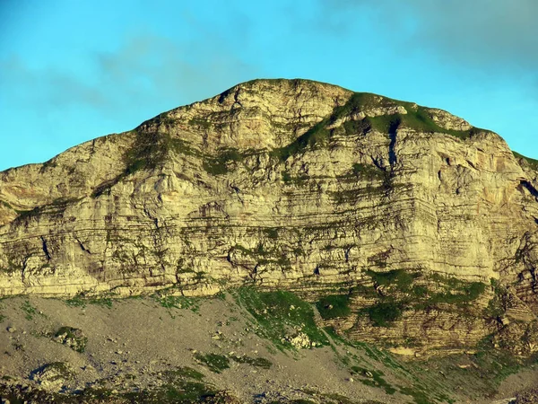 Rochas Pedras Maciço Montanhoso Suíço Dos Alpes Uri Melchtal Cantão — Fotografia de Stock