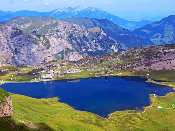 Lago Alpino Melchsee Lago Melch Maciço Montanhoso Uri Alps Kerns — Fotografia de Stock