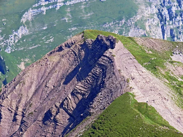 Alpine Peak Schnidengraetli Eller Schnidengratli Bjergmassivet Uri Alps Melchtal Canton - Stock-foto