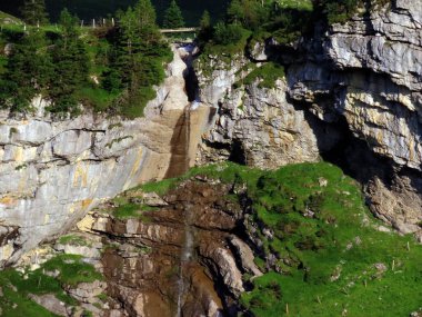 lggibach nehrinde ya da wasserfall Aelggifall, Sachseln - Obwald, İsviçre Kanton Obwalden, Schweiz)