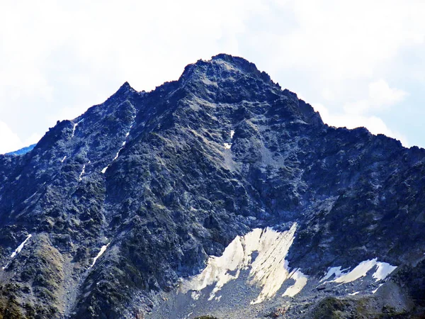 Alpine Peak Maehrenhorn Mahrenhorn Entre Vales Gadmertal Haslital Maciço Dos — Fotografia de Stock