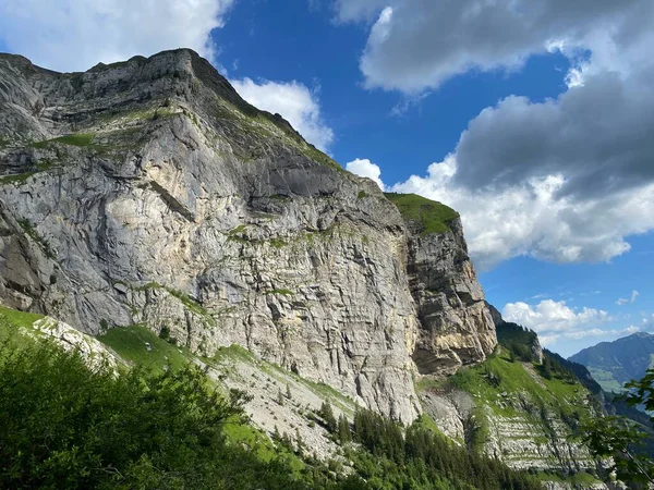 Alpengipfel Schnidengraetli Oder Schnidengratli Über Dem Melchtal Und Den Urner — Stockfoto