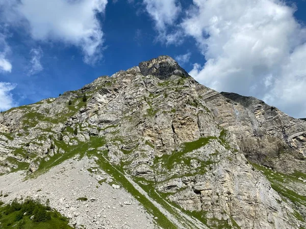 Альпійський Пік Haupt Bruenighaupt Oder Brunighaupt Гірському Масиві Uri Alps — стокове фото