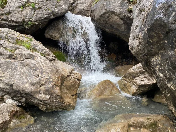 Rapide Salti Torrente Alpino Aabach Sopra Valle Della Melchtal Nel — Foto Stock