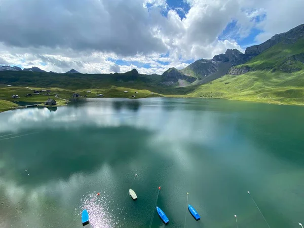 Lago Alpino Melchsee Lago Melch Maciço Montanhoso Uri Alps Kerns — Fotografia de Stock
