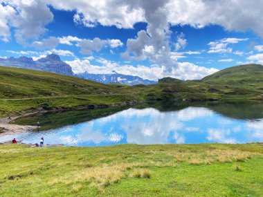 Uri Alp Dağları 'ndaki Tannensee ya da Tannen Gölü, Kerns - İsviçre Obwald Kantonu (Kanton Obwalden, Schweiz)