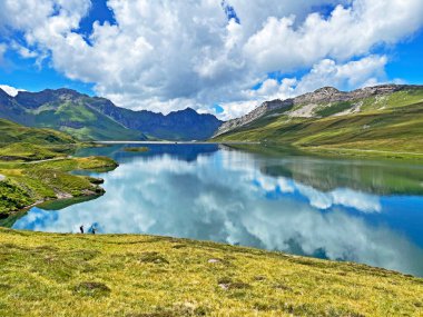 Uri Alp Dağları 'ndaki Tannensee ya da Tannen Gölü, Kerns - İsviçre Obwald Kantonu (Kanton Obwalden, Schweiz)