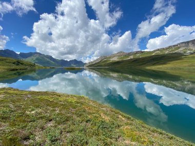 Uri Alp Dağları 'ndaki Tannensee ya da Tannen Gölü, Kerns - İsviçre Obwald Kantonu (Kanton Obwalden, Schweiz)