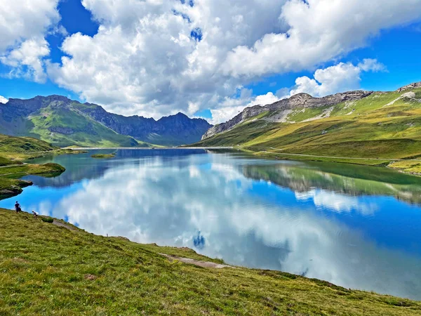 케인스에 알프스 산맥의 지대에 호수나 스위스오 왈드의 Kanton Obwalden Schweiz — 스톡 사진