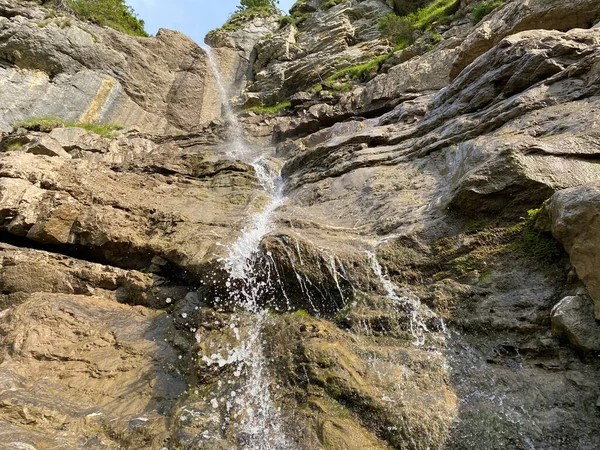 Aelggifall Fall Aelggibach Stream Wasserfall Alegfal Sachseln カントン オブヴァルト スイス — ストック写真