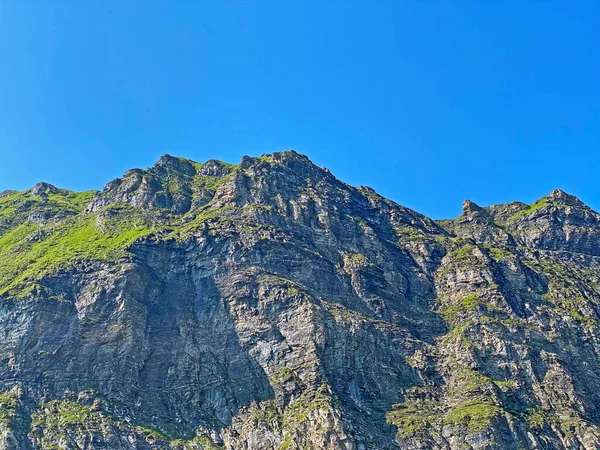 Szczyt Alpejski Fulenberg Nad Jeziorem Melchsee Lub Melch Oraz Masyw — Zdjęcie stockowe
