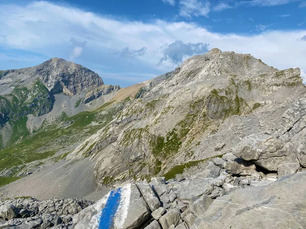 Semnale Alpinism Marcaje Versanții Văii Alpine Melchtal Masivul Muntos Uri — Fotografie, imagine de stoc