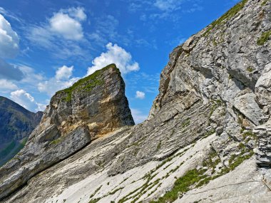 Melchtal Vadisi 'ndeki Chli Haupt Murmelchopf tepesi (ya da Melch Vadisi) Uri Alpleri dağ kitlesi, Melchtal - İsviçre Obwald Kantonu (Kanton Obwalden, Schweiz))