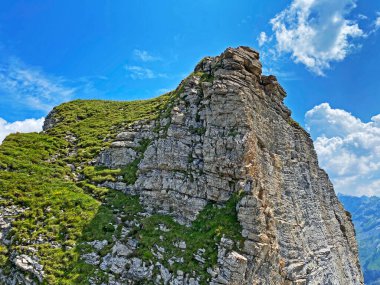 Melchtal Vadisi 'ndeki Chli Haupt Murmelchopf tepesi (ya da Melch Vadisi) Uri Alpleri dağ kitlesi, Melchtal - İsviçre Obwald Kantonu (Kanton Obwalden, Schweiz))
