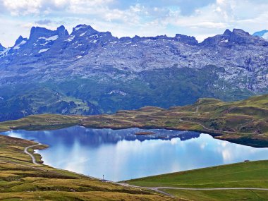 Uri Alp Dağları 'ndaki Tannensee ya da Tannen Gölü, Kerns - İsviçre Obwald Kantonu (Kanton Obwalden, Schweiz)