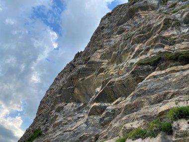 Alp Dağları 'ndaki Melchsee (ya da Melch Gölü) ve Tannensee (ya da Tannen Gölü) dağları arasında Uri Alpleri dağ kütlesi, Melchtal - İsviçre' deki Obwald Kantonu (Kanton Obwalden, Schweiz)