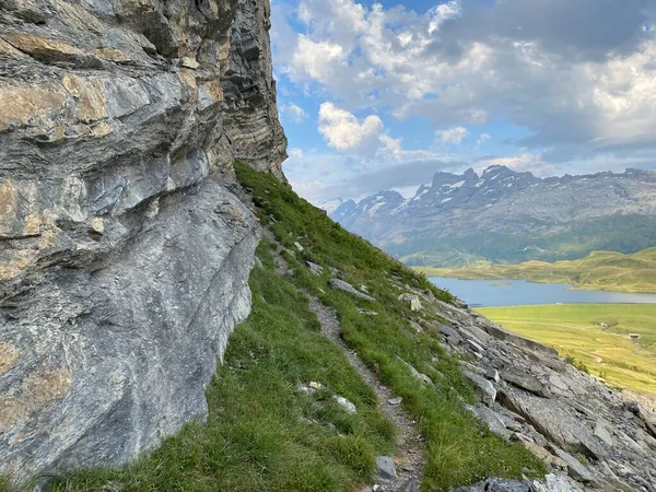 Alpine climbing rocks between the alpine lakes Melchsee (or Melch lake) and Tannensee (or Tannen lake) in the Uri Alps mountain massif, Melchtal - Canton of Obwald, Switzerland (Kanton Obwalden, Schweiz)