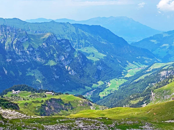 Alpejska Dolina Melchtal Wzdłuż Rzeki Grosse Melchaa Masyw Górski Alpach — Zdjęcie stockowe