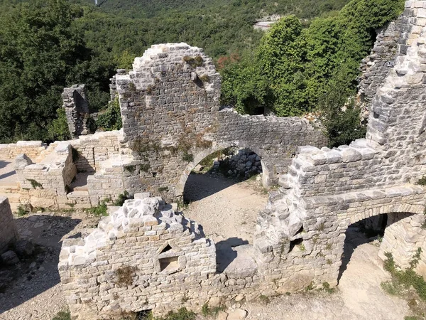 Ruínas Cidade Medieval Dvigrad Duecastelli Docastelli Kanfanar Ístria Croácia Ruevine — Fotografia de Stock