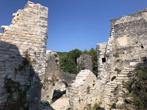 Ruínas Cidade Medieval Dvigrad Duecastelli Docastelli Kanfanar Ístria Croácia Ruevine — Fotografia de Stock