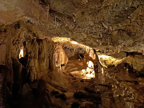 Festini王国或Festin Kingdom Cave Zminj Istria 克罗地亚 Spilja Festinsko Kraljevstvo Ili — 图库照片