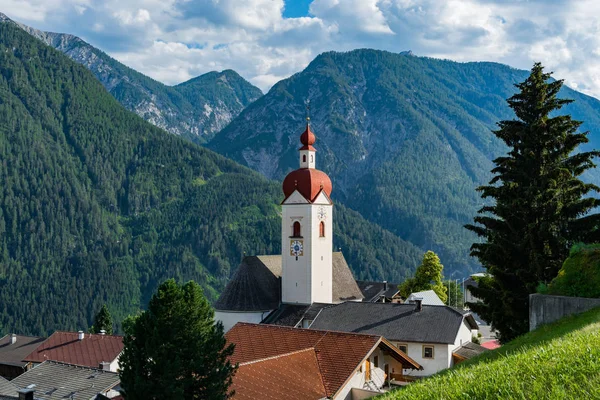 June 2018 View Little Village Assling Tyrol Region Austria Tyrolean — Stock Photo, Image