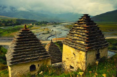 solan ışık dağlarda ev