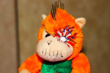 solan ışık bir arka plan önünde korkuluk